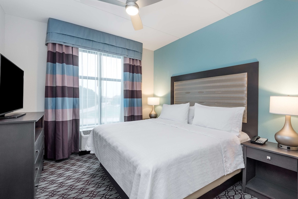 Homewood Suites by Hilton Fayetteville - photo 6