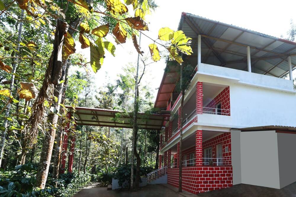 Oyo 22437 Jungle Hut in Kushalnagar, India