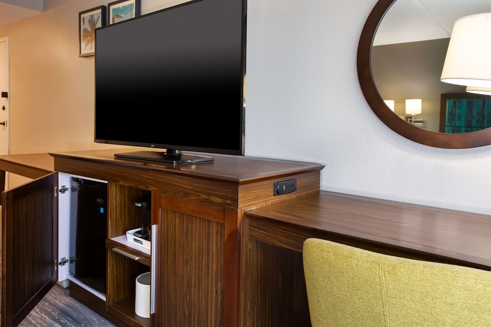 Hampton Inn Daytona Ormond Beach - photo 11