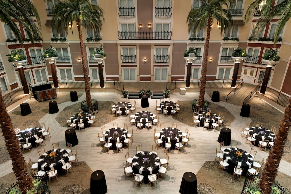 DoubleTree Resort by Hilton Lancaster - photo 4