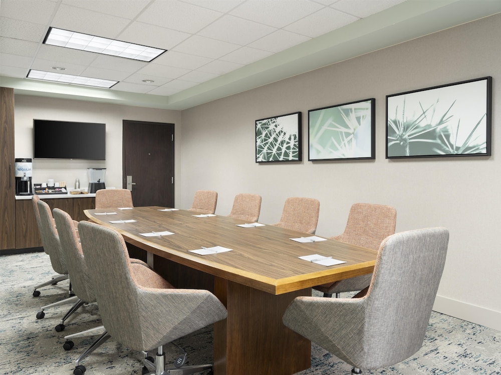 Hilton Garden Inn Albuquerque Airport - photo 36