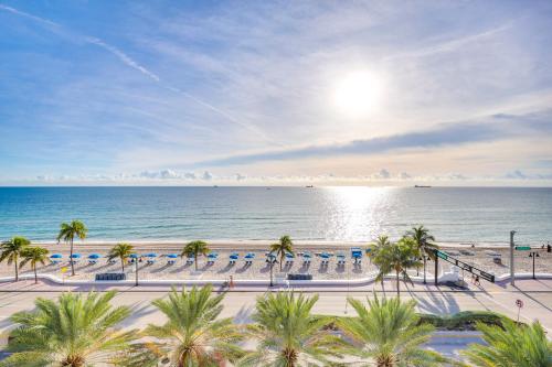 Walk to Bars and Eats Luxe Ft Lauderdale Condo — 4-Star Luxury Hotel in Fort Lauderdale, United States