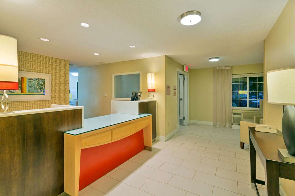 MainStay Suites Orlando Altamonte Springs - photo 2