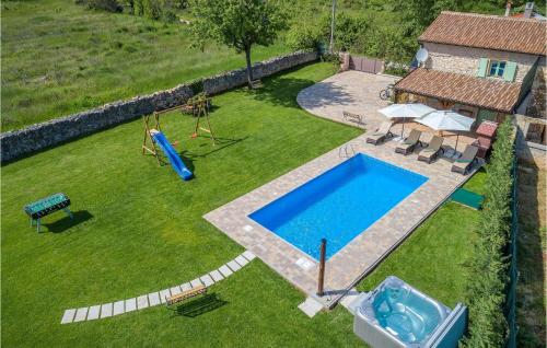 Villa Casa Carbonera — 4-Star Luxury Hotel in Marcana, Croatia