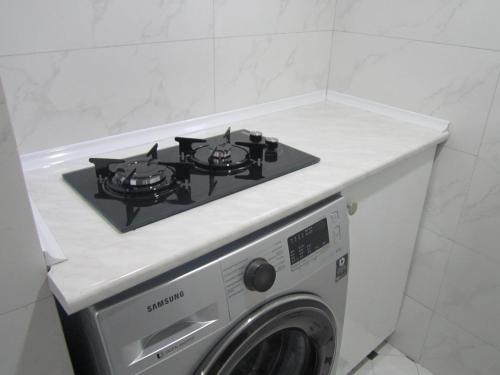 Apartment 19