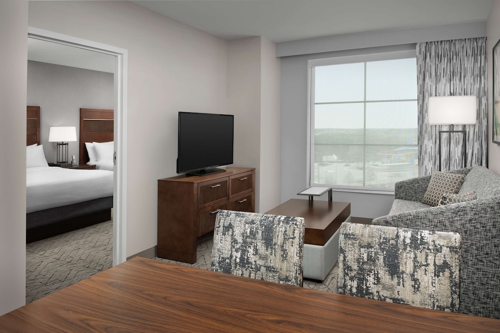 Embassy Suites Springfield - photo 17