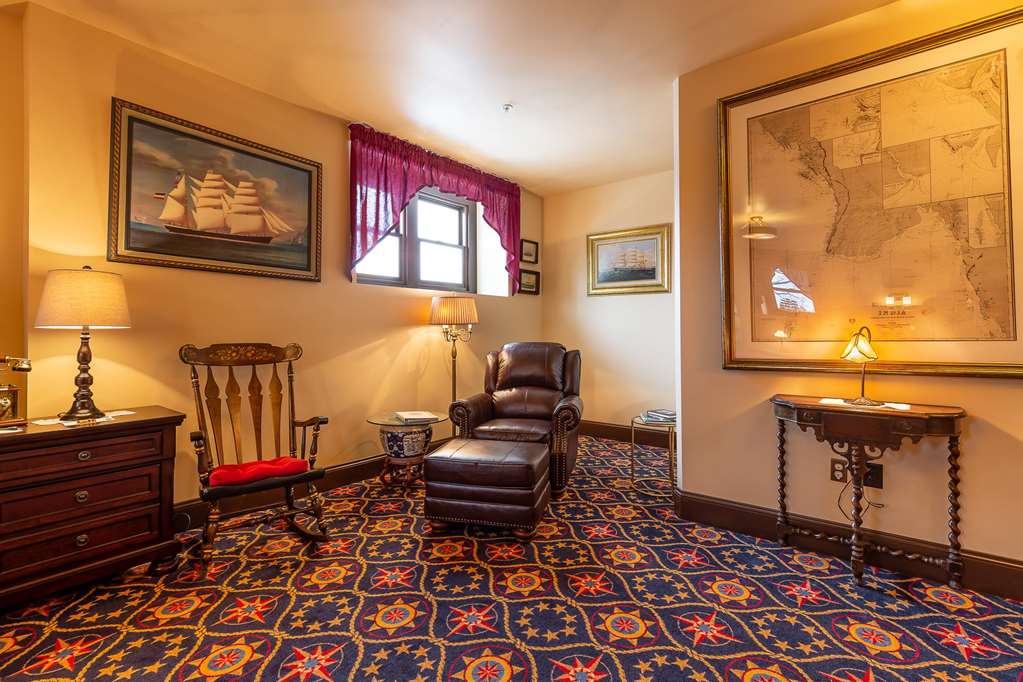 Steele Mansion - photo 26