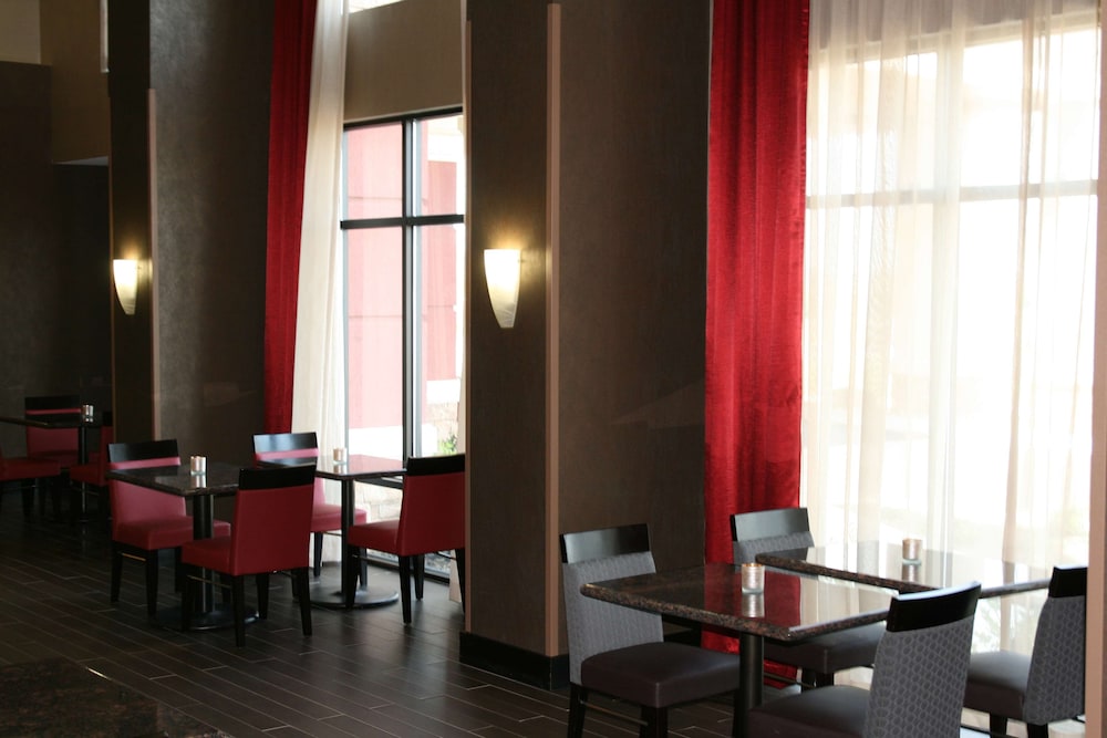 Hampton Inn & Suites Lebanon - photo 48