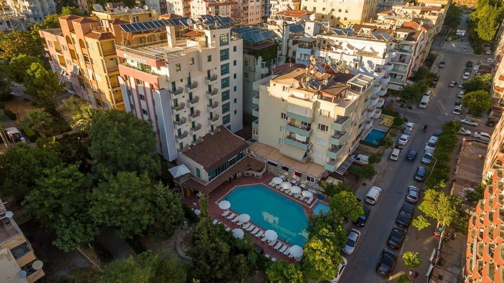 Uslan Hotel - carbon neutral hotel in Kusadasi