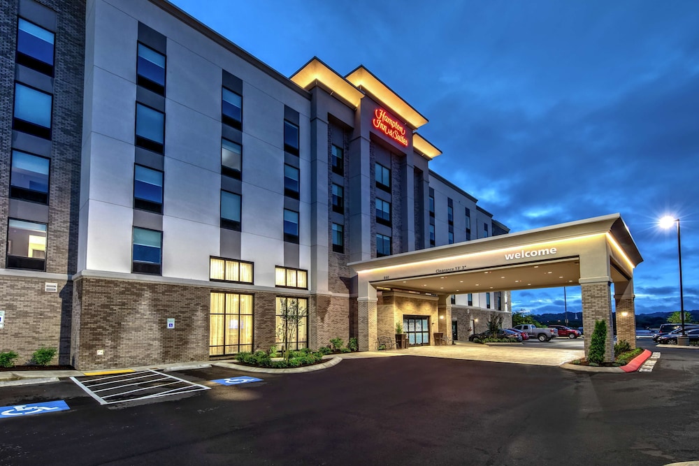 Hampton Inn & Suites Nashville Goodlettsville - photo 43