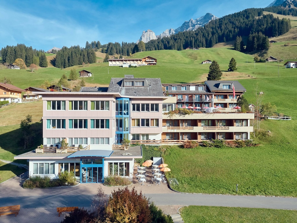 Ferien und Familienhotel Alpina in Adelboden, Switzerland