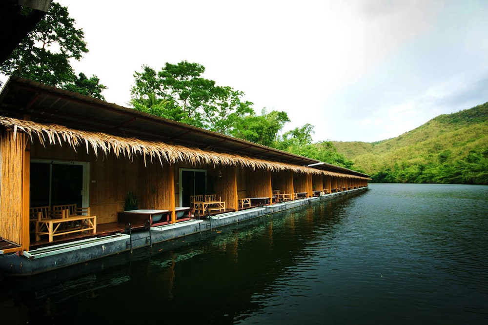 The Hub Erawan Resort — hotel in Si Sawat