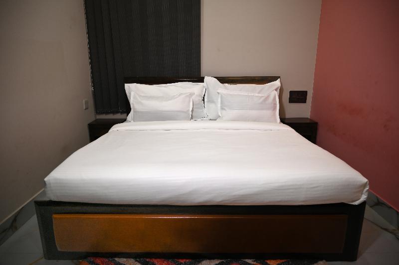 Stanza Premium Hotels - last minute hotel in Bhubaneshwar