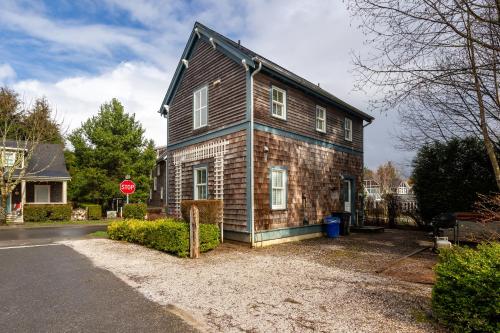 A Shore Thing by Seabrook Hospitality in Huntington Beach, United States