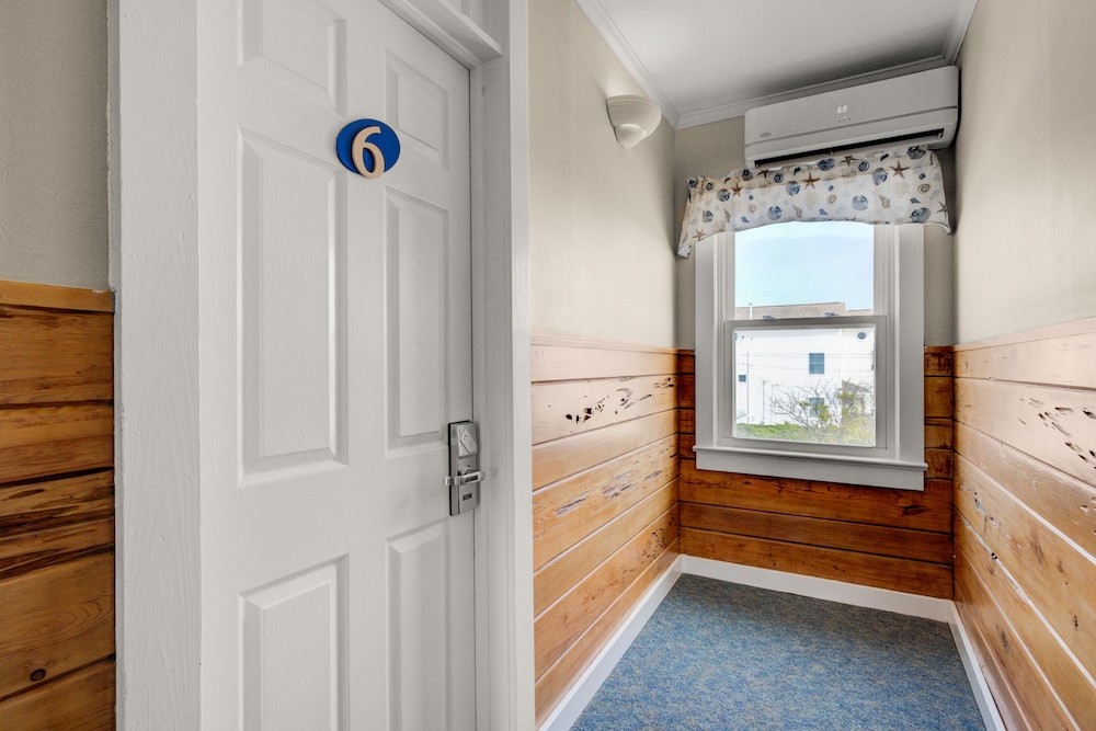 Surf City Hotel - photo 34