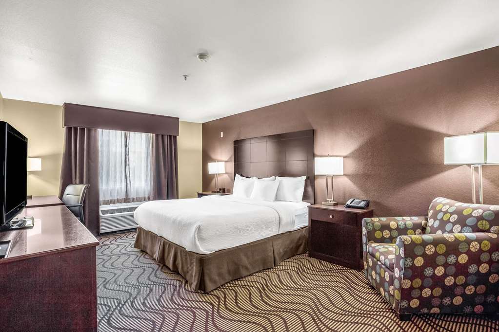 La Quinta Inn & Suites by Wyndham Meridian Boise West - photo 20