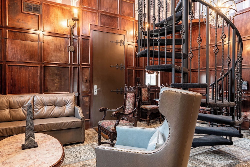 The Roxbury - photo 173