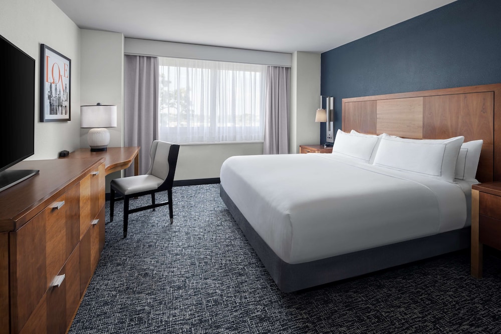 The Alloy King of Prussia a DoubleTree by Hilton - photo 14