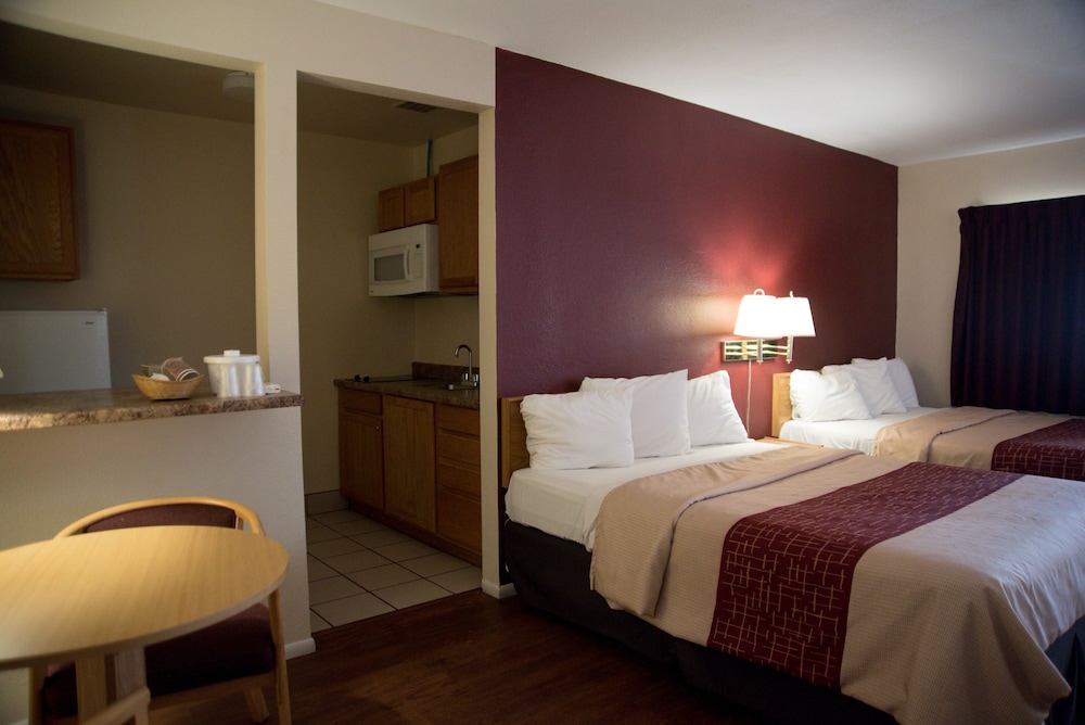 Red Roof Inn Blythe - photo 19