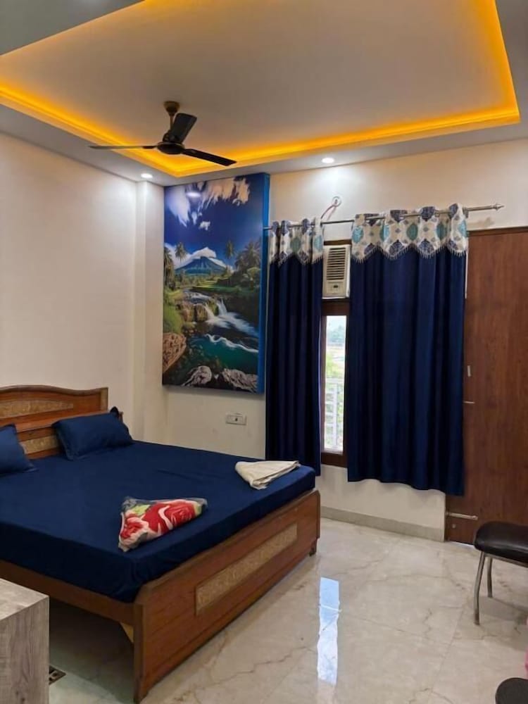 Hotel Swastik Inn — Kanpur
