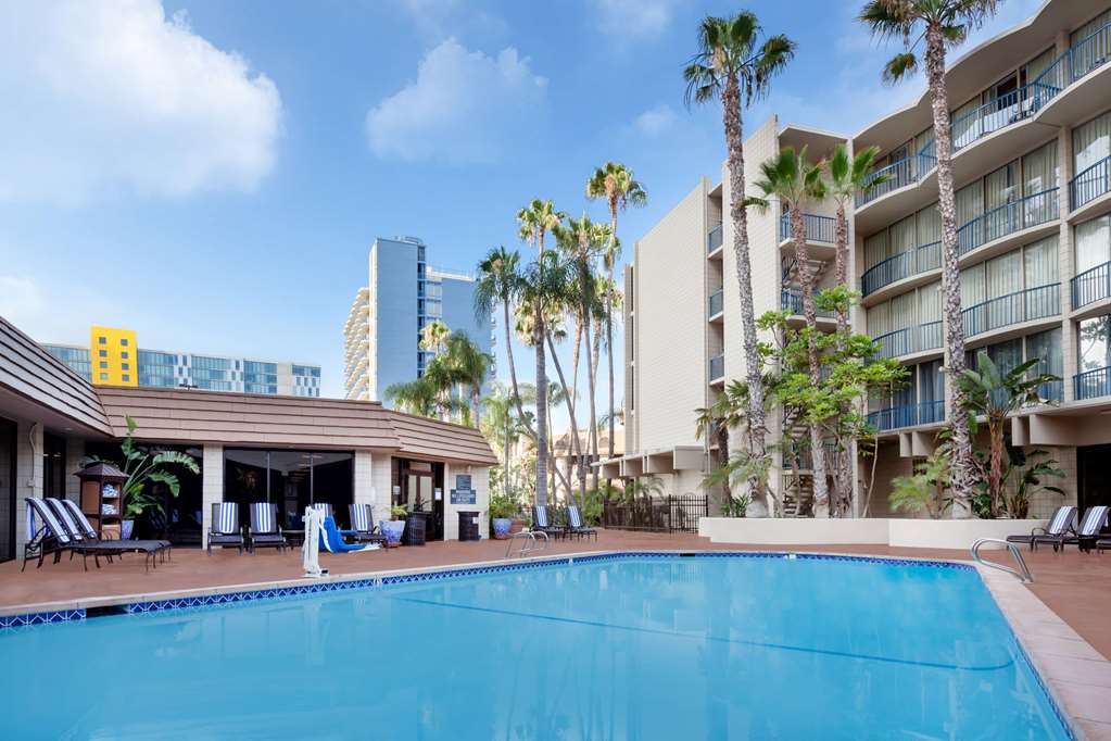 Wyndham San Diego Bayside - photo 7