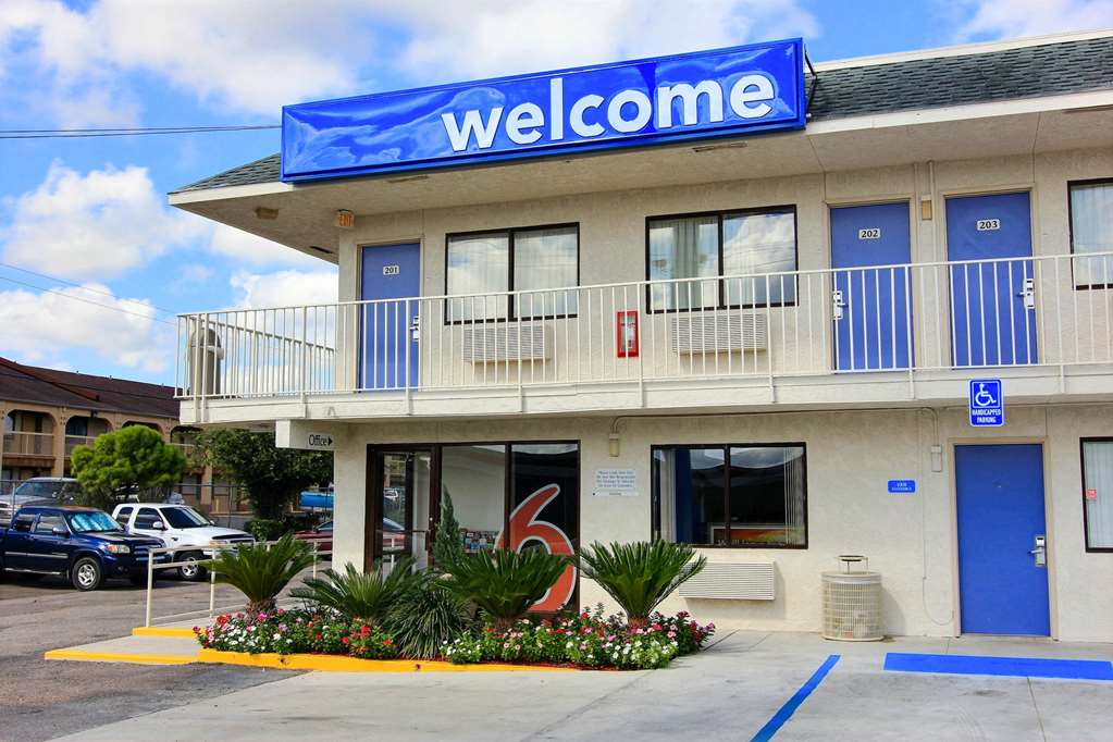 Motel 6 Kingsville TX - photo 7