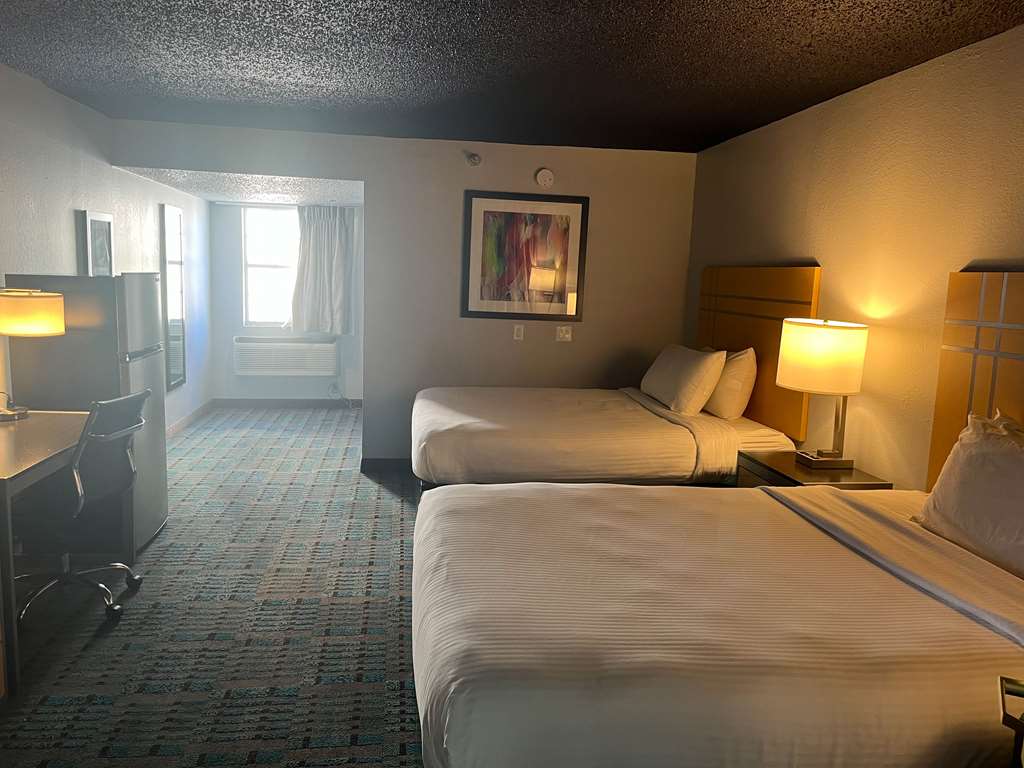 Fifth Season Suites - photo 15
