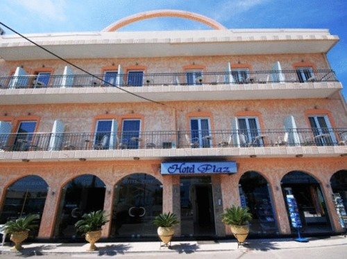 Plaz Hotel - carbon neutral hotel in Unknown City