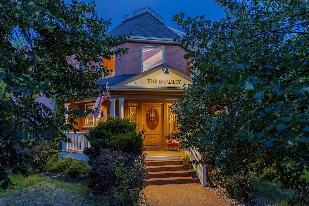 Bradley Boulder Inn - photo 21