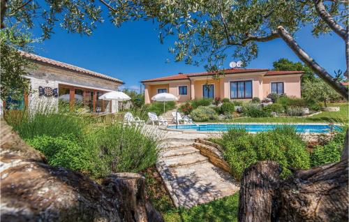 4 Bedroom Nice Home In Buje — 5-Star Luxury Hotel in Buje, Croatia