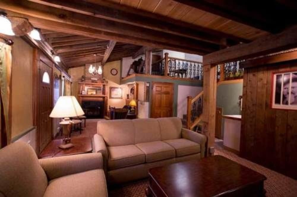 Stone Mill Hotel & Suites - photo 12