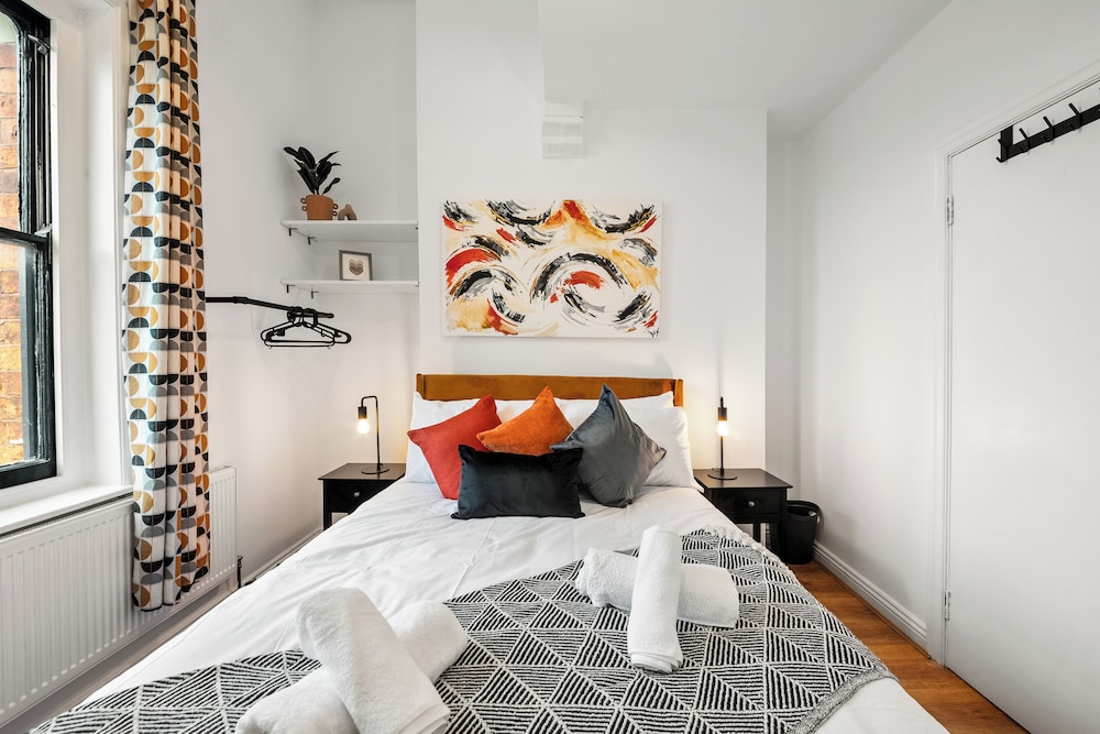 The Hallmark Birmingham City Flat — 4-Star Luxury Hotel in Birmingham, United Kingdom