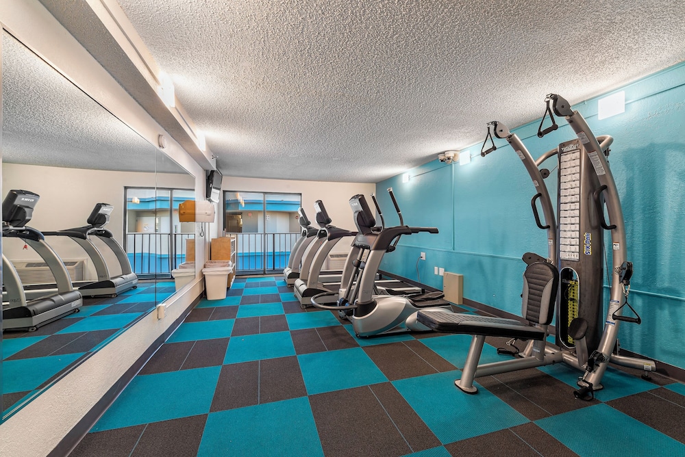 Units at Carolinian Beach Resort by Elliott Beach Rentals - photo 52