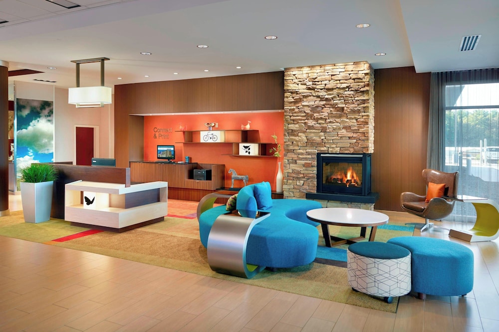 Fairfield Inn Suites By Marriott Hendersonville Flat Rock — Flat Rock