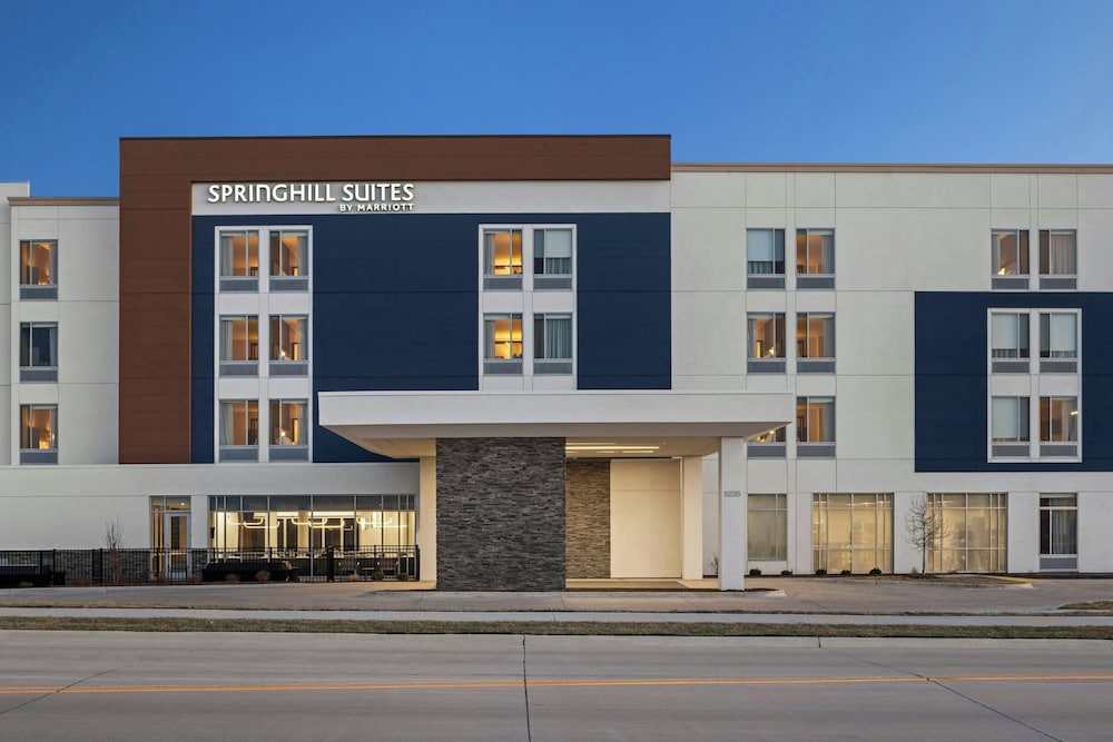 Springhill Suites BY Marriott Bettendorf - photo 35