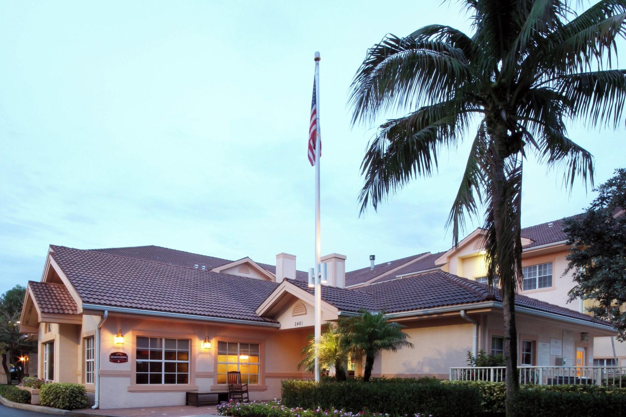 Residence Inn by Marriott West Palm Beach - photo 7