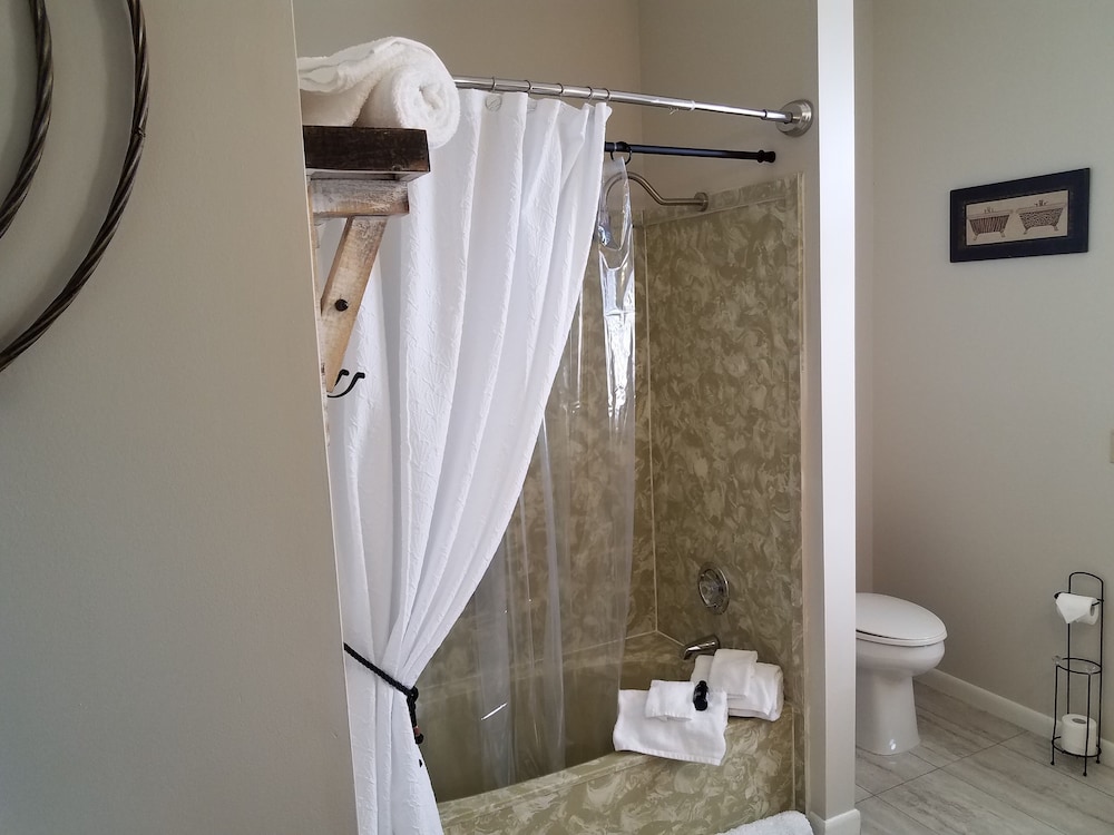 Tuscan Manor - photo 15