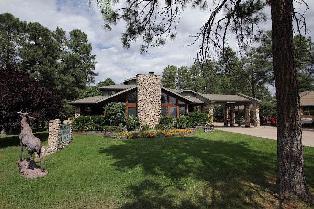 Majestic Mountain Inn - photo 48
