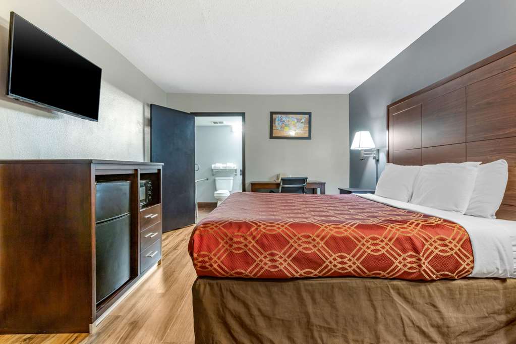 Econo Lodge Rock Hill - photo 10