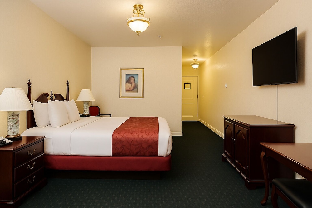 Carlyle Hotel - photo 11