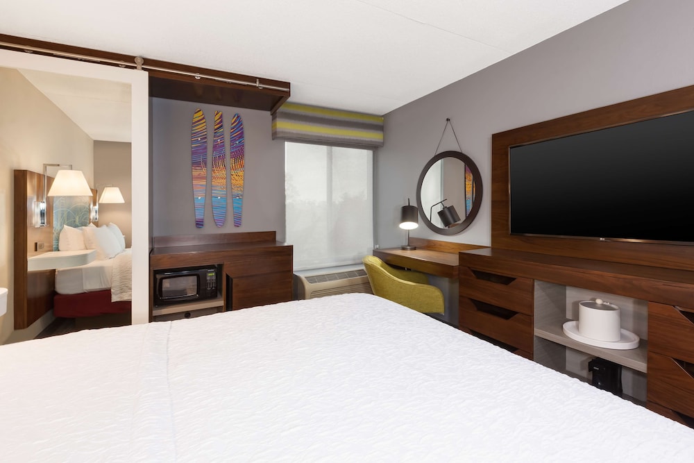Hampton Inn Traverse City - photo 23