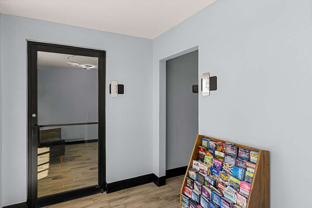 Rodeway Inn Midland South - photo 8