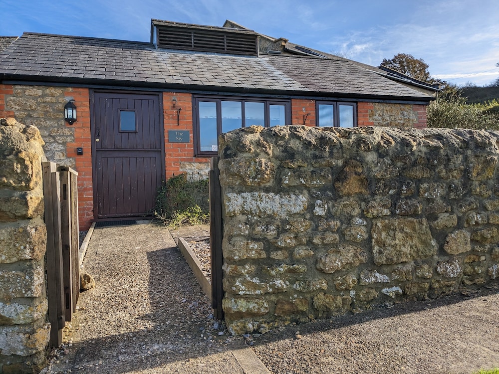 The Sty - carbon neutral hotel in Bridport