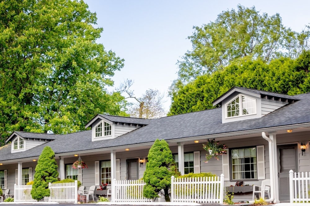 Azalea Garden Inn - photo 37