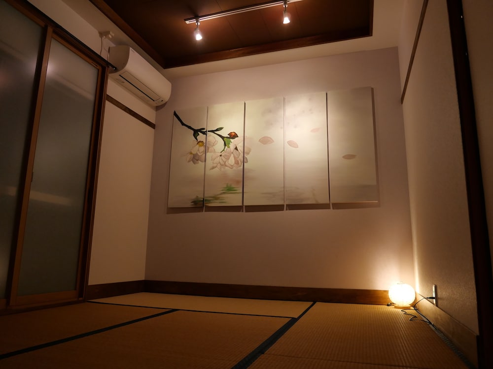 Sakura Aburaya - last minute hotel in Takayama