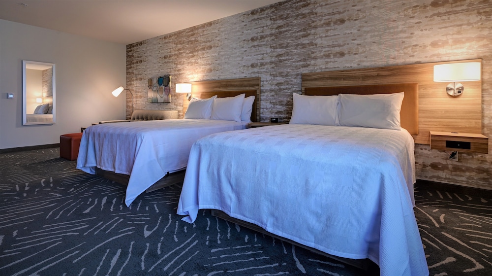 Home2Suites by Hilton Anaheim Resort - photo 8