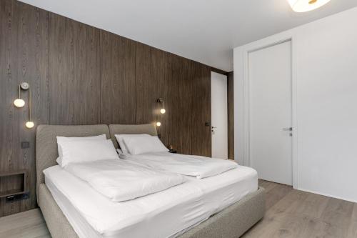 Luxury Central Apartment