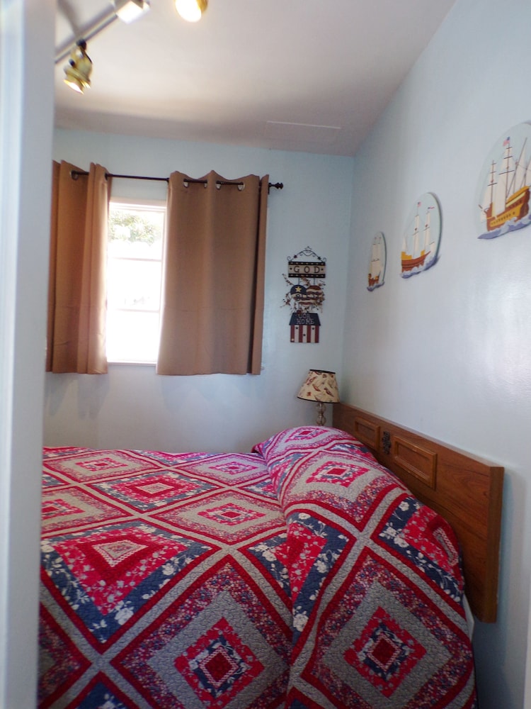 Cypress Tree Motel - photo 20