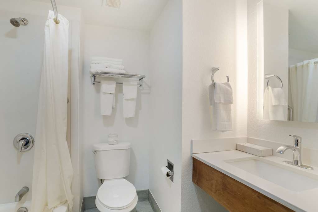 Best Western Statesville Inn - photo 44