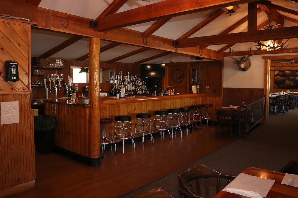 Yellowstone Valley Inn - photo 60